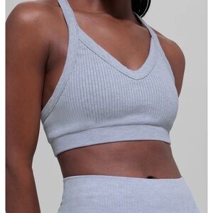 LIMITED COLOR winter frost seamless two tone rib bra Alo yoga